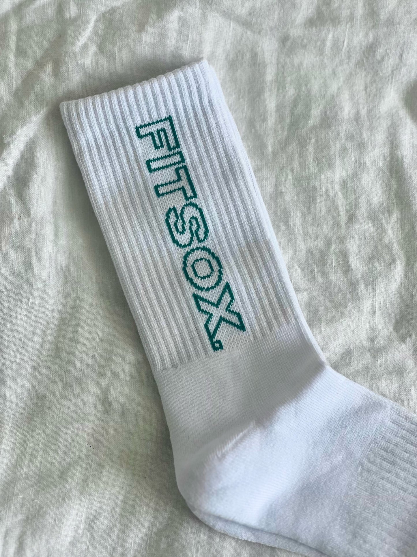 Fitsox Crew Cotton Socks - White (Green Writing)